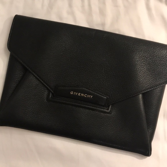 Givency Antigona-md Envelop Clutch - Picture 2 of 5